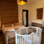 Matthe Lomnica בקתה