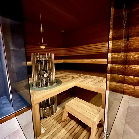 Matthe Lomnica Σαλέ *