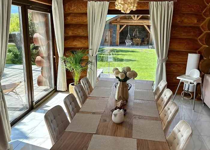 Matthe Lomnica Chalet